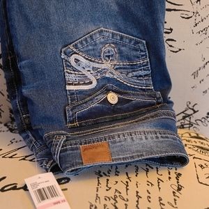 Wallflower Jeans